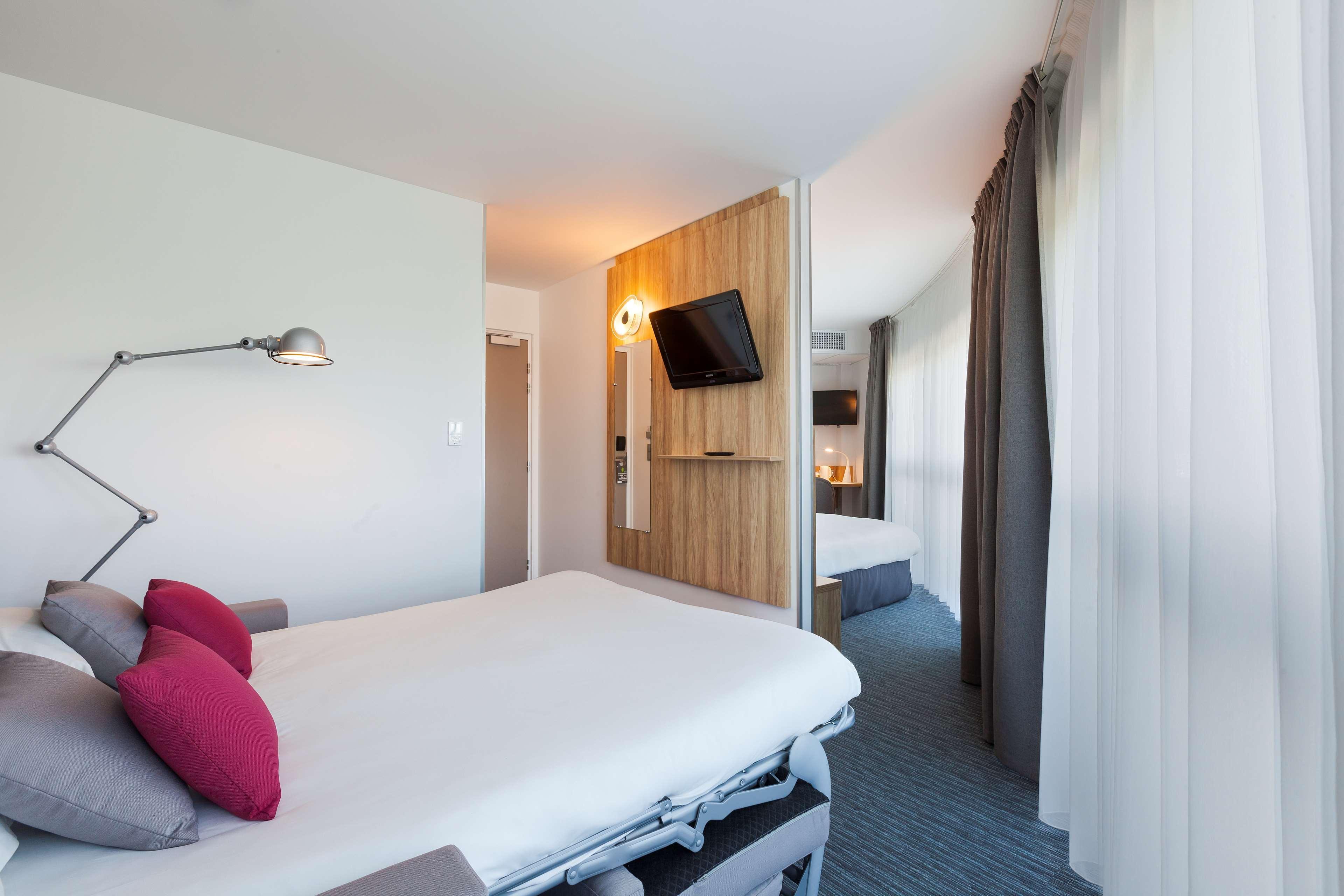 Campanile Metz Nord - Talange Hotel Екстериор снимка