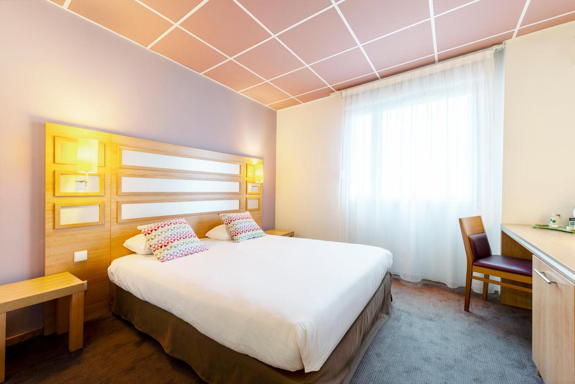 Campanile Metz Nord - Talange Hotel Екстериор снимка