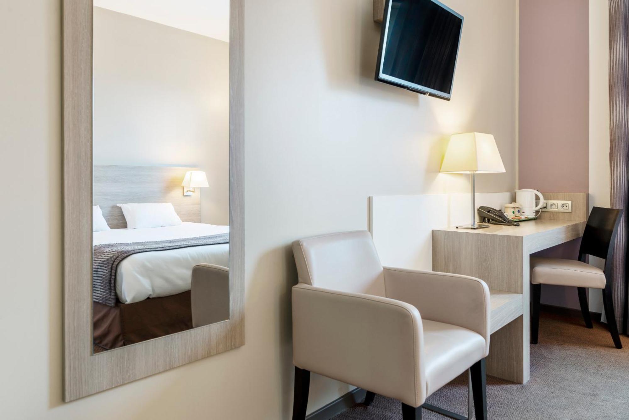 Campanile Metz Nord - Talange Hotel Екстериор снимка